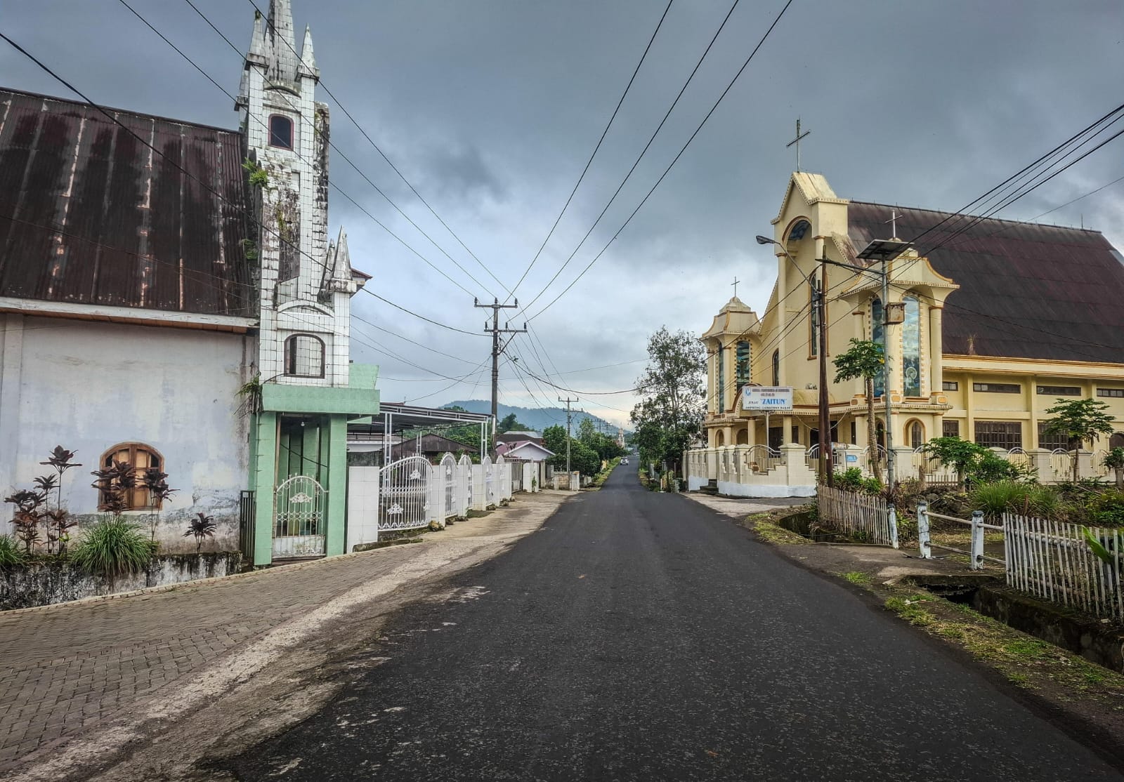 Suasana Desa Ampreng